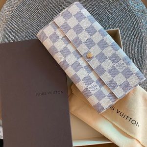 Louis Vuitton Damier azur Sarah wallet